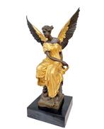 sculptuur, Nike - 32 cm - Brons, Marmer