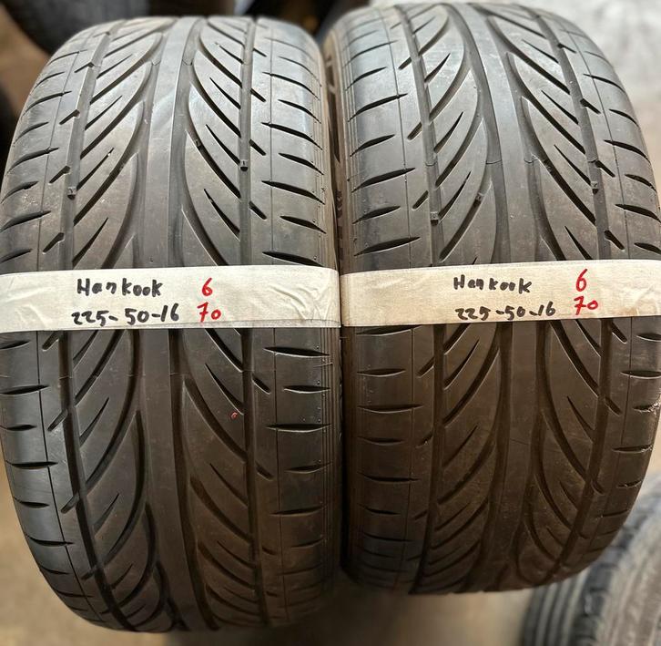 2x225-50-16 hankook zomer 6mm €70 per band 225 50 16, Auto-onderdelen, Banden en Velgen, 16 inch, Zomerbanden, 225 mm, Personenwagen
