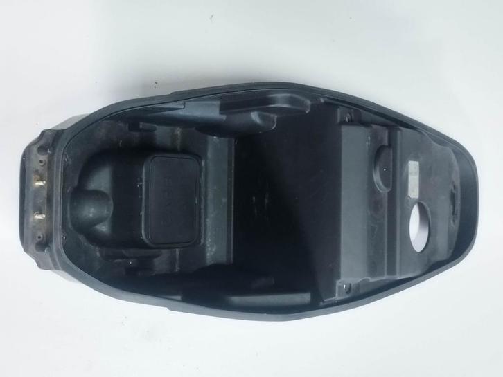 Helmbak / Kymco Agility 16, Fietsen en Brommers, Brommeronderdelen | Scooters, Gebruikt, Kymco, Kap, Verzenden