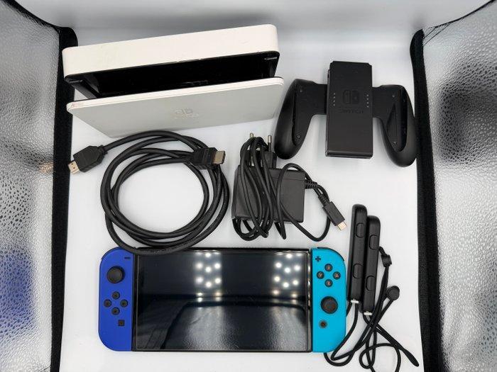 Nintendo - Switch - OLED Console + Accessories -, Spelcomputers en Games, Spelcomputers | Overige Accessoires