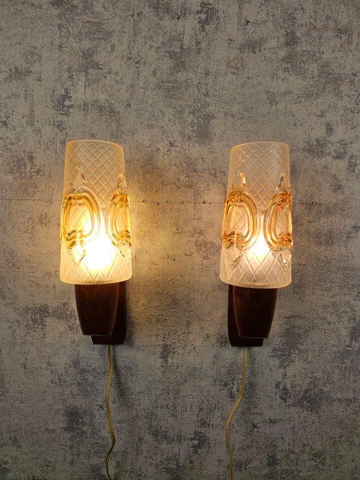 Thomas Eriksen, Harboøre - Wandlamp (2) - Kristal, Teak -, Antiek en Kunst, Antiek | Lampen