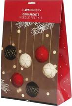 Diykit pakket hobbyset naaldvilten kerstballen styropor met, Hobby en Vrije tijd, Ophalen of Verzenden, Nieuw