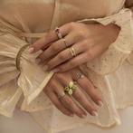 Witgouden ring met groene kleursteen en diamant 18 krt, Verzenden, Zo goed als nieuw, Goud