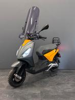 Piaggio One 45km/h brom elektrisch | 2024/2871km!, Fietsen en Brommers, Scooters | Piaggio, Maximaal 45 km/u, Ophalen of Verzenden