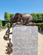 Beeldje - Falling elephants - Brons