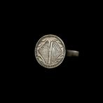 Middeleeuws Zilver Zegelring met gotisch M monogram, Sieraden, Tassen en Uiterlijk, Antieke sieraden