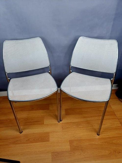 Stua - Jesus Gasca - Stoel (4) - Gas - Aluminium, Gaas, Antiek en Kunst, Antiek | Meubels | Stoelen en Banken