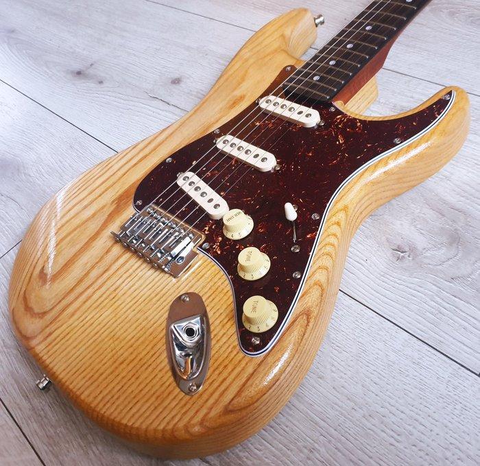 Warmoth- By-Fender USA - Stratocaster - - Elektrische gitaar, Muziek en Instrumenten, Snaarinstrumenten | Gitaren | Akoestisch