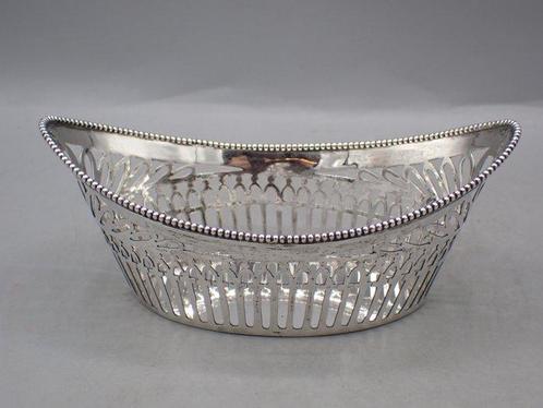 J. Ph. de Vries - Bonbon mand - Ajour snede - .835 zilver, Antiek en Kunst, Antiek | Goud en Zilver