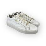 adidas Sleek Triple White - Maat 40, Kleding | Dames, Gedragen, Sneakers of Gympen, Adidas, Verzenden