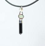 Moldavit / Toermalijn Nieuwe aanhanger- 2.14 g - (1), Verzamelen, Mineralen en Fossielen