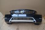 Volvo V60 Cross Country Voorbumper 2013 - 2017 31323831, Gebruikt, Voor, Ophalen of Verzenden, Volvo