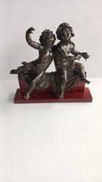 sculptuur, Putti - 42 cm - Gepatineerd brons
