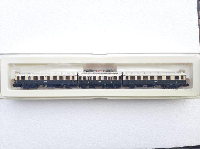 Trix N - 12429 - Modeltrein motorwagen (1) - Drietraps, Hobby en Vrije tijd, Modeltreinen | N-Spoor