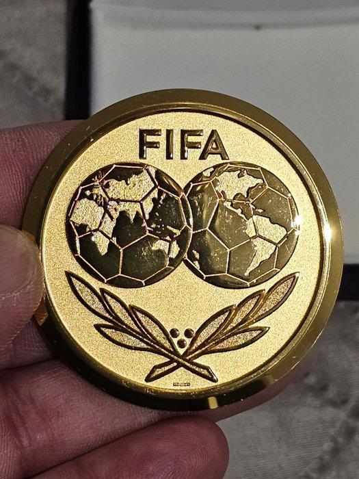 FIFA - Orde van Verdienste - 2000 - Sportmedaille, Verzamelen, Overige Verzamelen