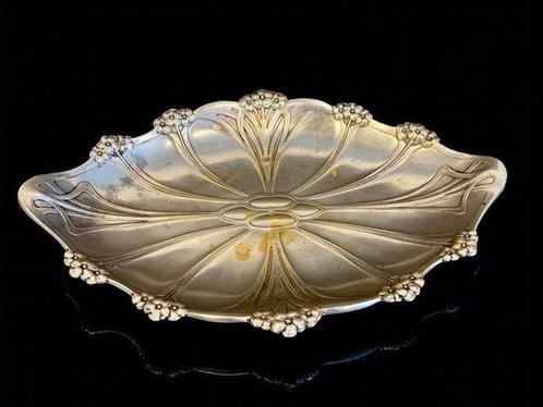 Kom - 1910s - Vernikkeld messing - Noord-Joodse stijl, Antiek en Kunst, Kunst | Designobjecten