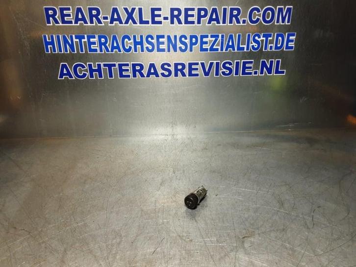 Sigaretten aansteker van een Opel Ascona B, Opel Manta B., Auto-onderdelen, Interieur en Bekleding, Gebruikt, Opel, Verzenden