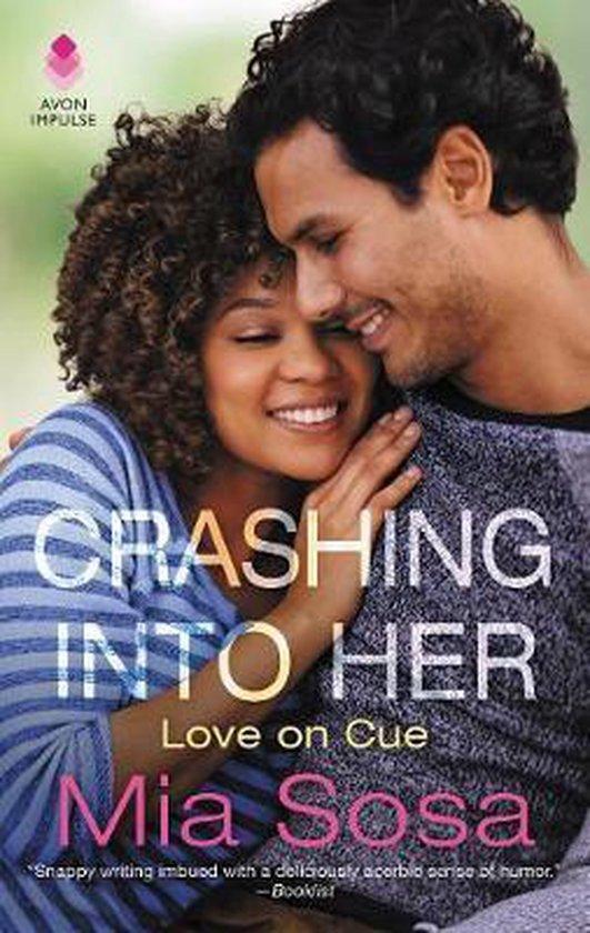 Love on Cue- Crashing Into Her 9780062878762 Mia Sosa, Boeken, Taal | Engels, Gelezen, Verzenden