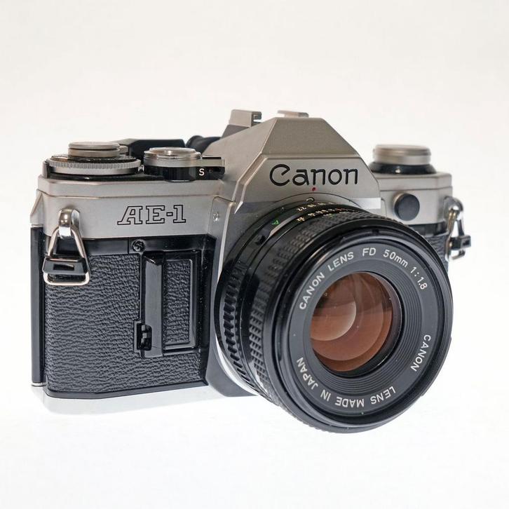 Canon AE-1 + Canon FD 50mm f/1.8 - Tweedehands, Audio, Tv en Foto, Fotocamera's Digitaal, Spiegelreflex, Gebruikt, Canon, Verzenden