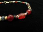 Oud-Egyptisch Armband van glas, turkoois, carneool en