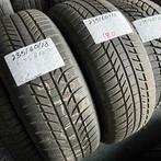 2 x Continental 235-60-18 Winterbanden 5,5mm, Auto-onderdelen, Banden en Velgen, 18 inch, Gebruikt, 235 mm, Band(en)