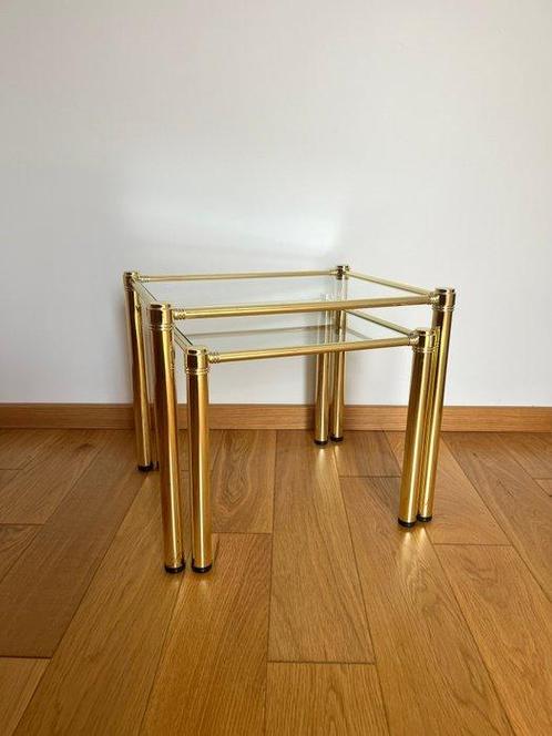 Set bijzettafels - Glas, Metaal - Set van twee salontafels, Antiek en Kunst, Kunst | Designobjecten
