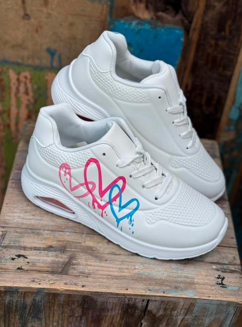 Soft Air Sneaker Heart  Look-a-likes AKTIE, Kleding | Dames, Schoenen, Sneakers of Gympen, Wit, Nieuw, Ophalen of Verzenden