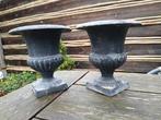 Vase jardiniere grey cast Medicis style pot de fleur -, Antiek en Kunst, Curiosa en Brocante