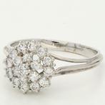 Ring - 18 karaat Witgoud - 0.79ct. tw. Diamant (Natuurlijk), Sieraden, Tassen en Uiterlijk, Ringen, Nieuw