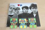 U2 - U218 Singles + Backstage Passes + Guitar Pick - 2 x LP, Nieuw in verpakking