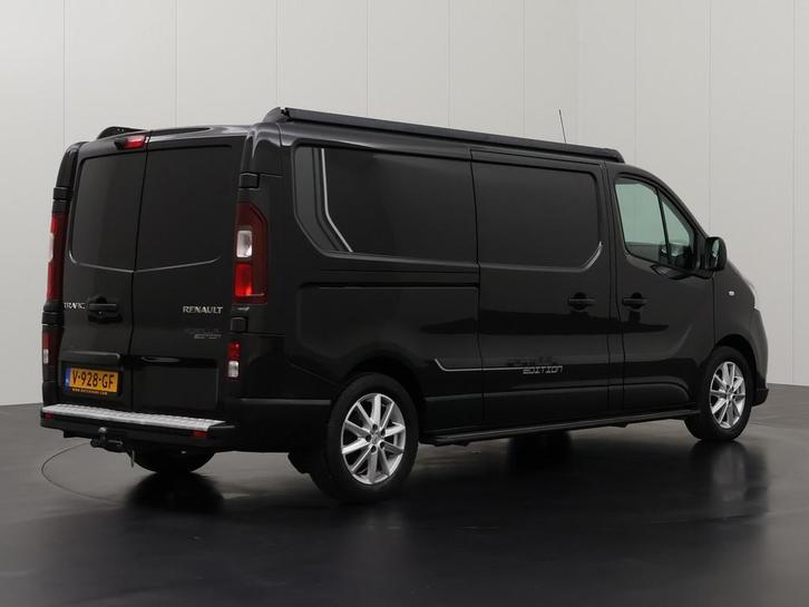 Renault Trafic Bestelbus L2 H1 2017 Diesel Handgeschakeld, Auto's, Renault, Te koop, Zwart, Handgeschakeld, Financial lease, BTW verrekenbaar