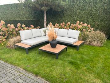 Prachtige hoekloungeset met hout look in perfecte staat!! beschikbaar voor biedingen