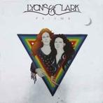 LP gebruikt - Lyons And Clark - Prisms (U.S. 1976), Cd's en Dvd's, Vinyl | Rock, Zo goed als nieuw, Verzenden