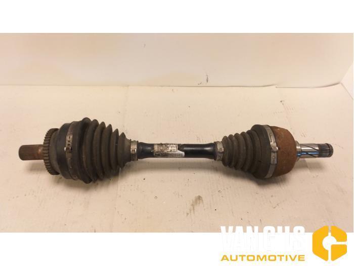 Aandrijfas links-voor Volvo V70 O183548, Auto-onderdelen, Remmen en Aandrijving, Ophalen of Verzenden