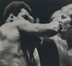 AFP - Vintage 1976 - Muhammad ALI vs Richard DUNN - Boxing