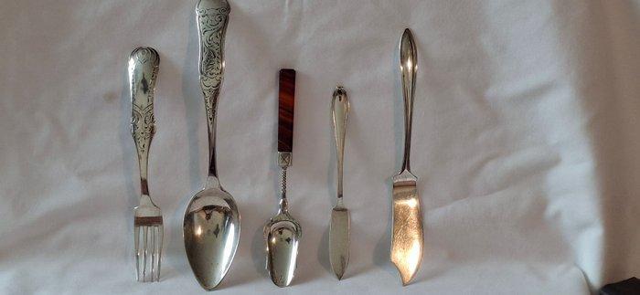 Bestekset (5) - Antiek Zilver Bestek, w.o. Biedermeier, 19e, Antiek en Kunst, Antiek | Goud en Zilver
