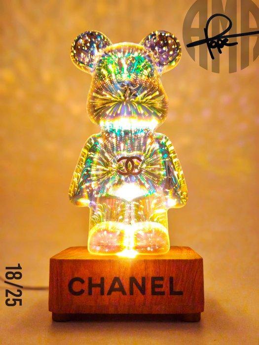 AMA • Pope (1985) - Aurora Borealis - Chanel, Antiek en Kunst, Kunst | Designobjecten