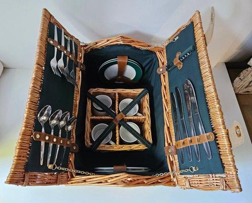 Country Cottage - Engelse - Picknickmand - Riet, Antiek en Kunst, Curiosa en Brocante