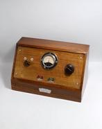 Max Aulinger AUTHU - Medisch instrument - fineerhout,, Antiek en Kunst