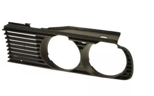 Koplamp Gril Links (Headlight Duct) BMW 3 Serie E30 B8382, Auto-onderdelen, Carrosserie en Plaatwerk