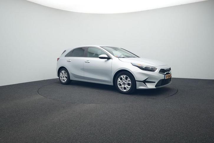 Private Lease - Kia Ceed - 1.0 T-GDi DynamicLine 5d, Auto's, Kia, Lease, Handgeschakeld, Hatchback, Private lease, Benzine, B
