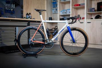 Raamwerk Parallel // Koersfiets // opbouwen naar wens! beschikbaar voor biedingen