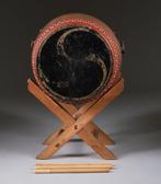 Nagadô-daiko (lang lichaam drum) - Lak, Keyaki-hout, ijzer -, Antiek en Kunst, Antiek | Overige Antiek
