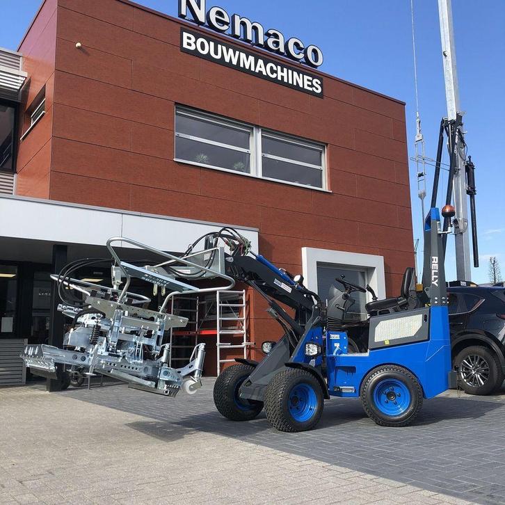 Relly Mini Shovel / Kniklader Diesel, Zakelijke goederen, Machines en Bouw | Kranen en Graafmachines, Wiellader of Shovel