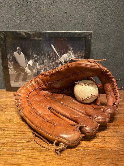 Vintage baseball glove - baseball ball - baseball handschoen, Verzamelen, Overige Verzamelen
