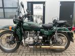 URAL EN DNEPR MOTOREN MET ZIJSPAN