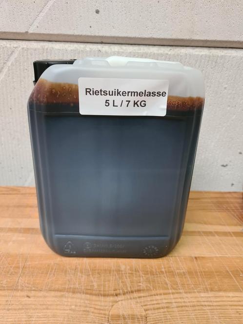 5 Liter (7 KG) rietsuikermelasse (rum melasse), Dieren en Toebehoren, Dierenvoeding, Ophalen of Verzenden