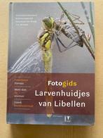 Fotogids Larvenhuidjes van Libellen - zeldzaam, Ophalen of Verzenden, Gelezen