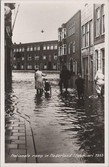 DORDRECHT - Nationale ramp in Nederland 1953, Verzamelen, Ansichtkaarten | Nederland, Verzenden