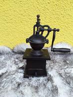 Koffiemolen - gietijzer en hout, Antiek en Kunst